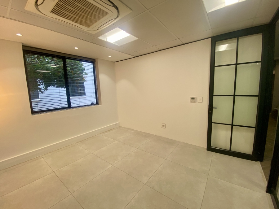 To Let Commercial Property for Rent in Val De Vie Estate Western Cape